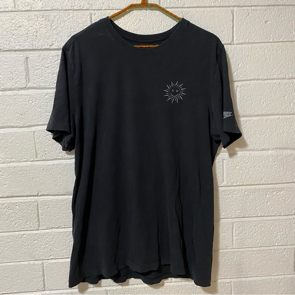 Destroyed Nike Vibes Men’s Black Large Short Sleeve T Shirt Holey Sun - Picture 3 of 13